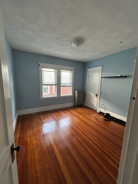 Building Photo - 84 Brayton Rd