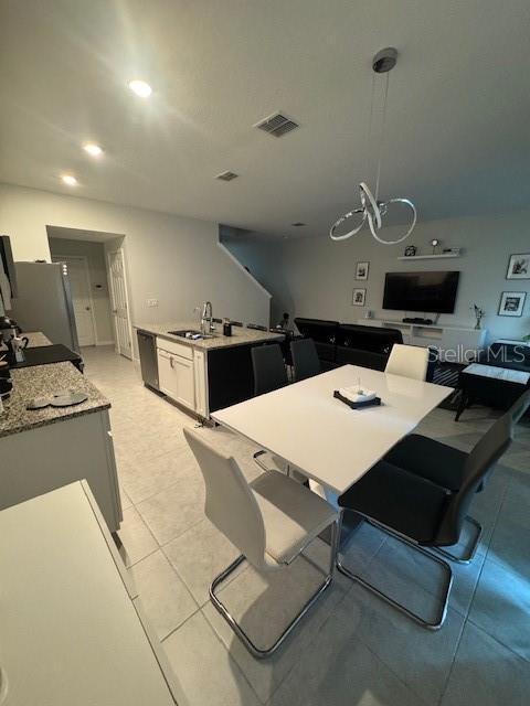 Building Photo - 15055 Willow Arbor Cir