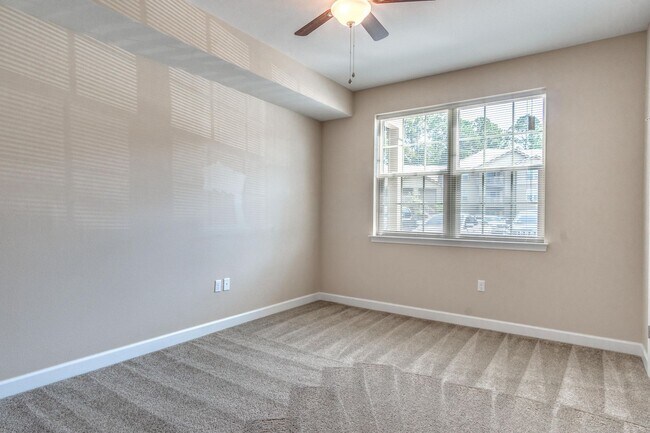 Building Photo - 1705 Conservation Trl