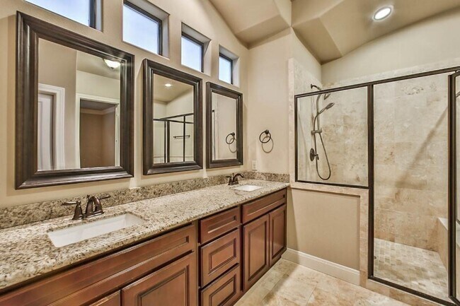 Building Photo - 11005 Upland River Dr