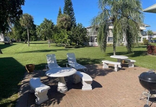 Building Photo - 66 Easthampton C