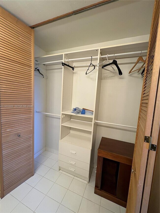 Building Photo - 4525 W 20th Ave