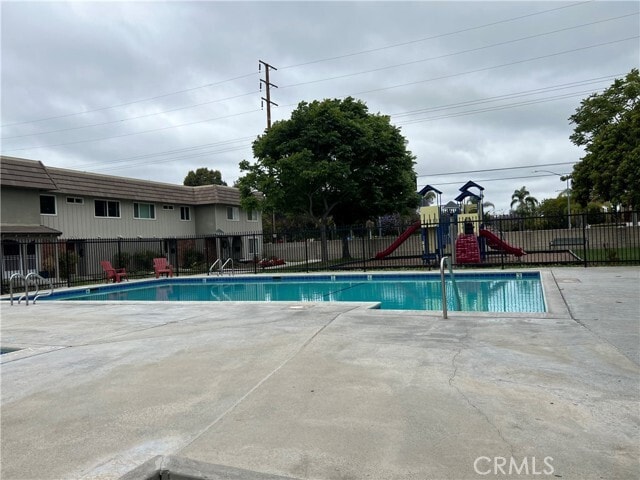 Building Photo - 4673 Larwin Ave