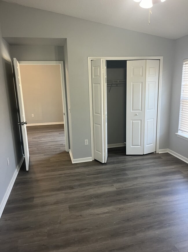 Building Photo - 3680 Kirkpatrick Cir