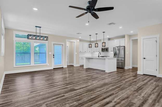 Building Photo - 412 Carneros Dr