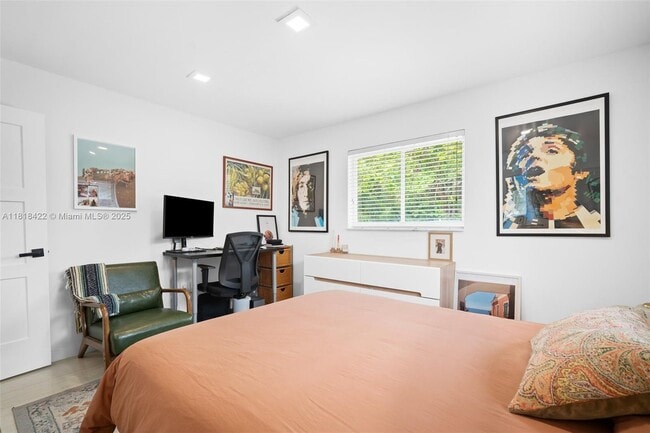 Building Photo - 2231 SW 63rd Ave
