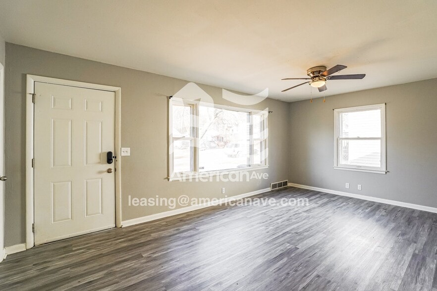 Building Photo - 5707 N 35th St