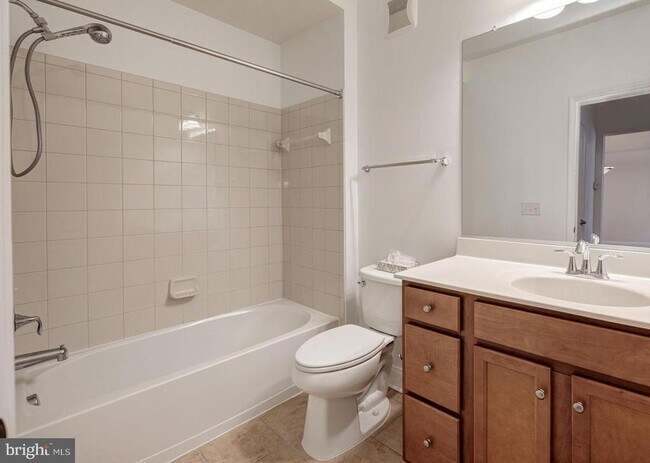 Building Photo - 9204 Charleston Dr