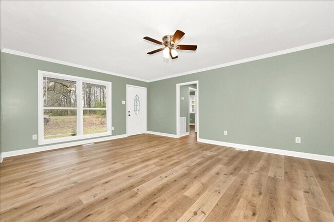 Building Photo - Charming 3-Bedroom 1.5 Bathroom Home in Decatur, AL – Move-In Ready!