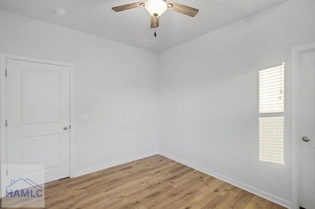 Building Photo - 68 Blueberry Ct NE