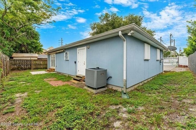 Building Photo - 116 Rosa L Jones Dr