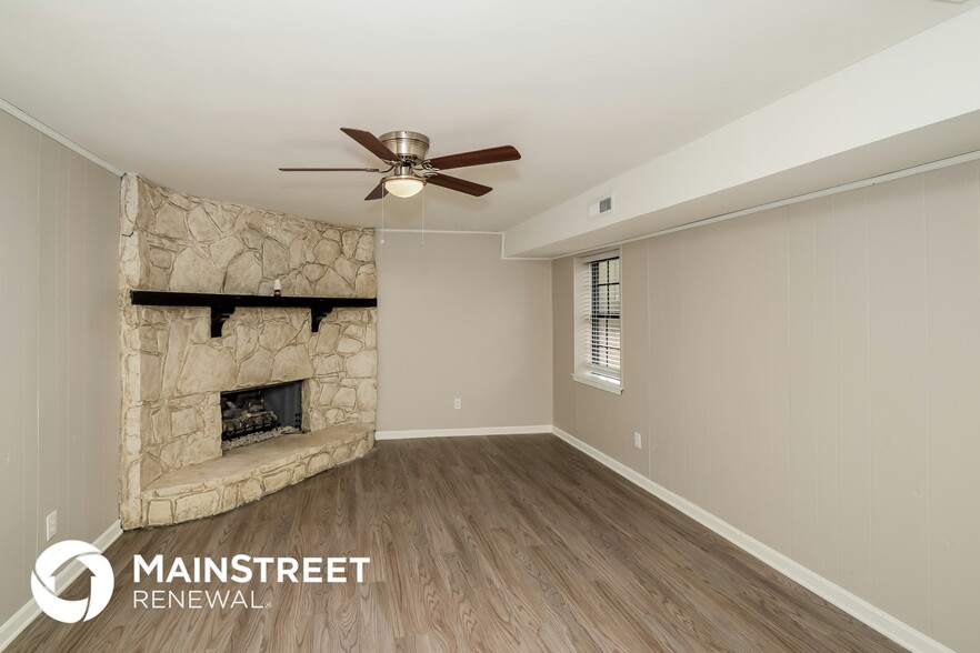 Building Photo - 4504 Oxford Rd