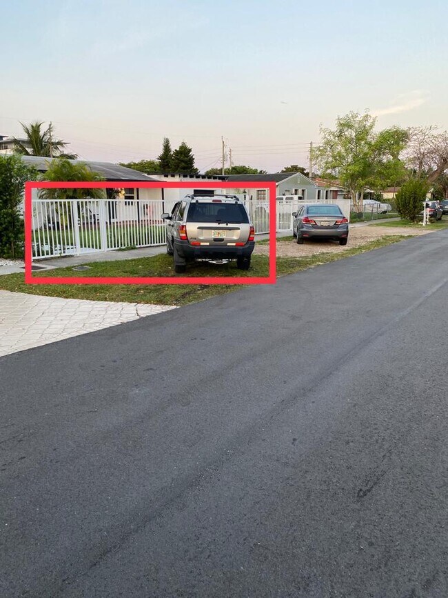 Primary Photo - 7255 SW 39th Ter