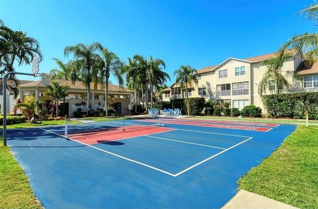 Building Photo - 4275 CASTLEBRIDGE Ln