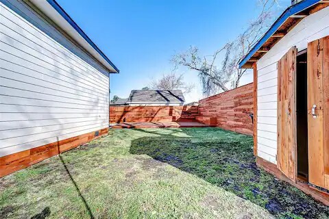 Building Photo - 8110 Helmers St