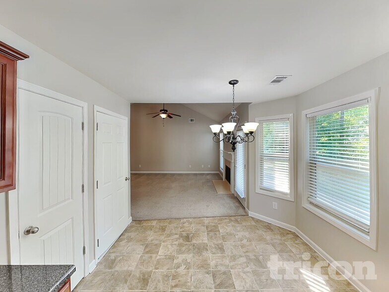 Building Photo - 94 Jackson Farms Dr