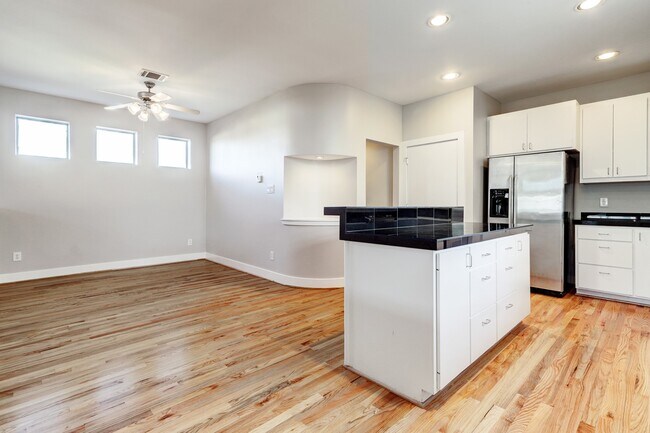 Building Photo - 3438 Rolgom Pl Ct