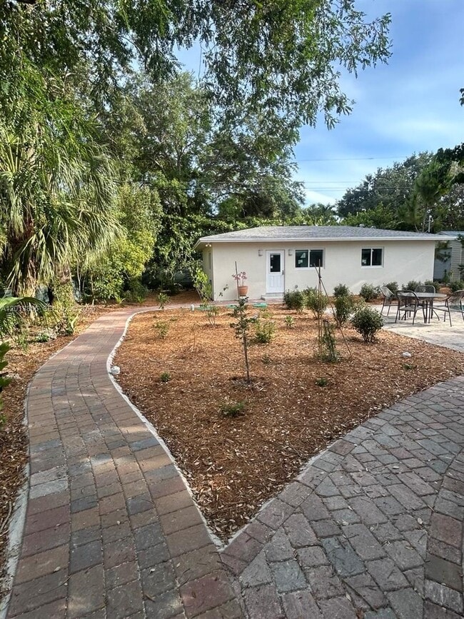 Building Photo - 8442 SW 107th St