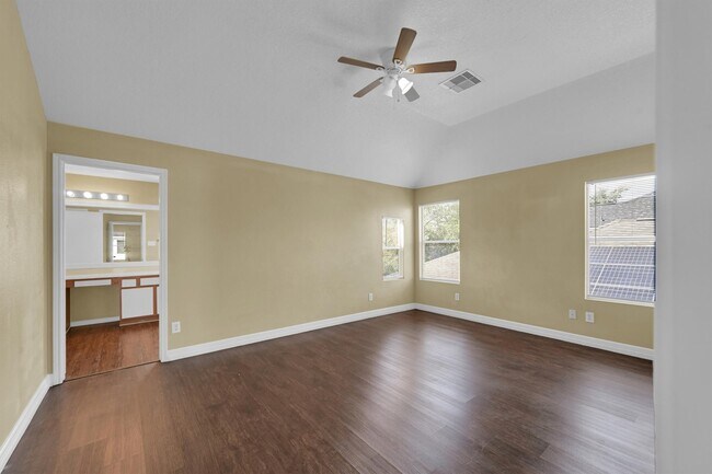 Building Photo - 1119 Mossy Branch St