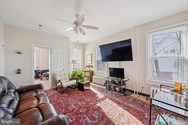 Building Photo - 120 Walnut Ave