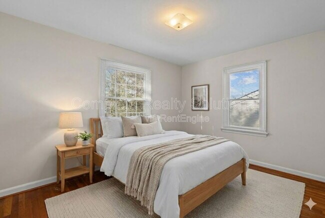 Building Photo - 10218 Unicorn Dr