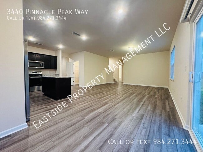 Building Photo - 3440 Pinnacle Peak Dr