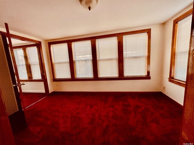 Building Photo - 89-22 133rd St