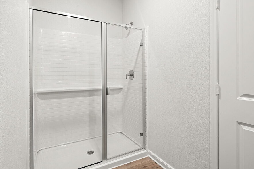 Building Photo - 212 Julian Davis Dr