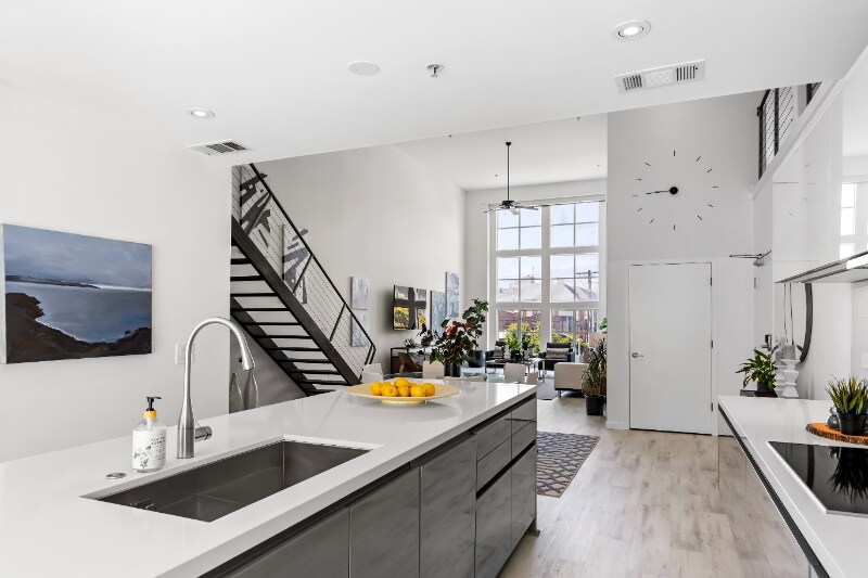 Building Photo - 229 8th St