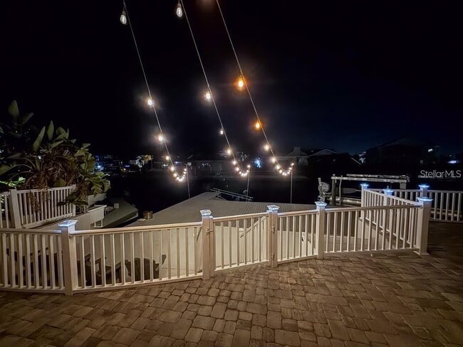 Building Photo - 5021 Porpoise Pl