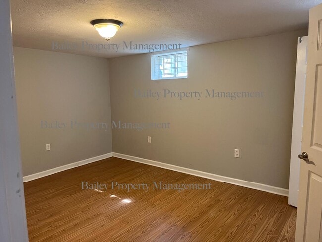 Building Photo - 6357 Doe Run Rd