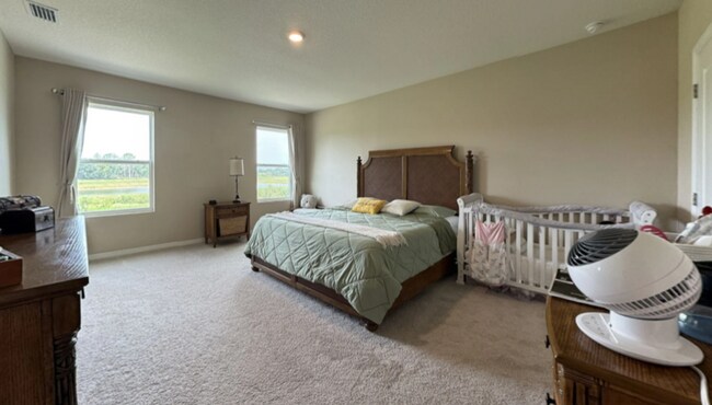 Building Photo - 13781 Wineberry Dr