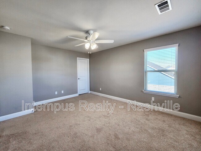 Building Photo - 1005 Maleventum Way