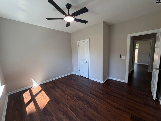 Building Photo - 2405 Barhamville Rd