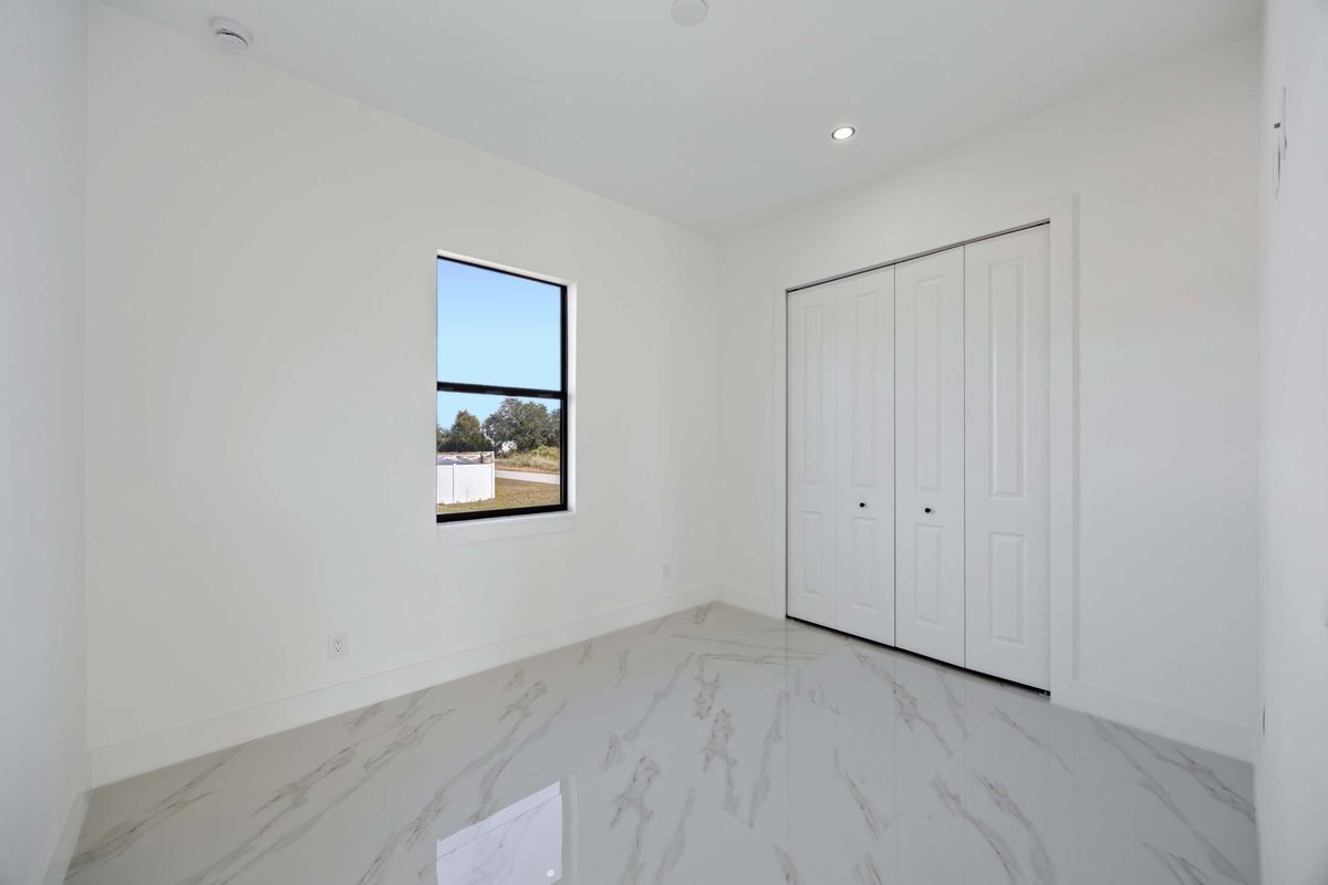 Building Photo - 2700 49th St SW