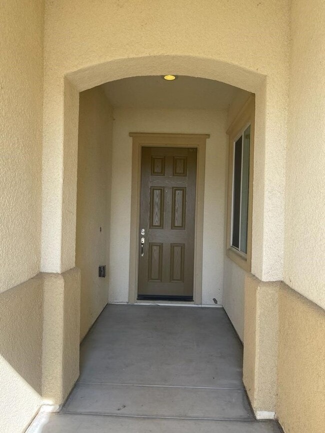 Building Photo - 15514 St Clement Way