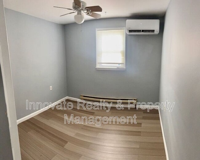 Building Photo - 1126 Sunset Ln