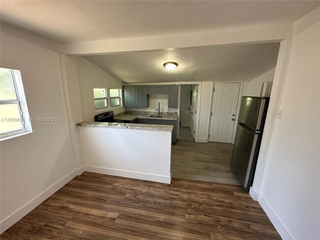 Building Photo - 5646 NW 3rd Ave