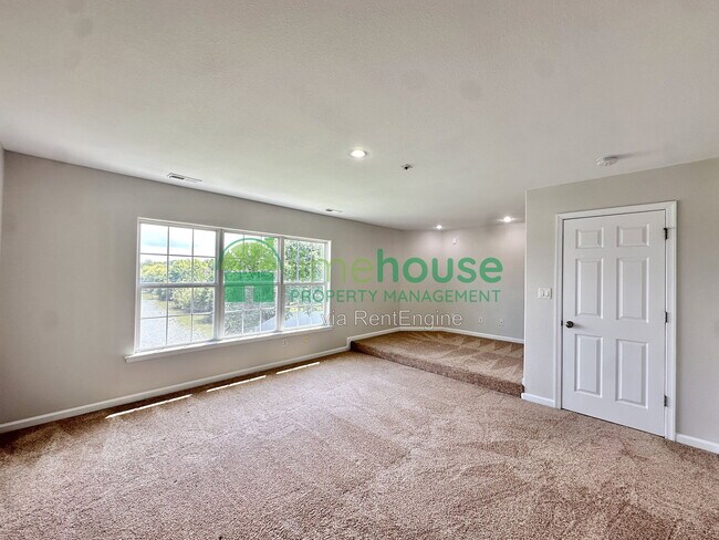 Building Photo - 1503 Vinsa Ct