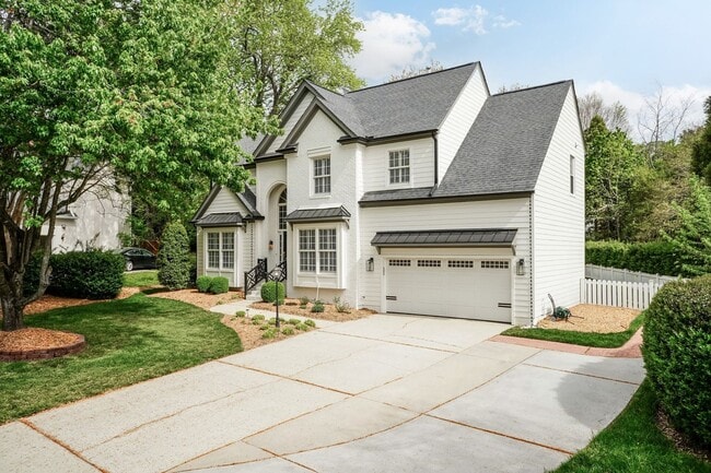 Building Photo - Meticulous Four Bedroom Dream Home!