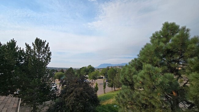 Building Photo - 6048 Colony Cir - Rockrimmon -  3 Bed/ 3 B...