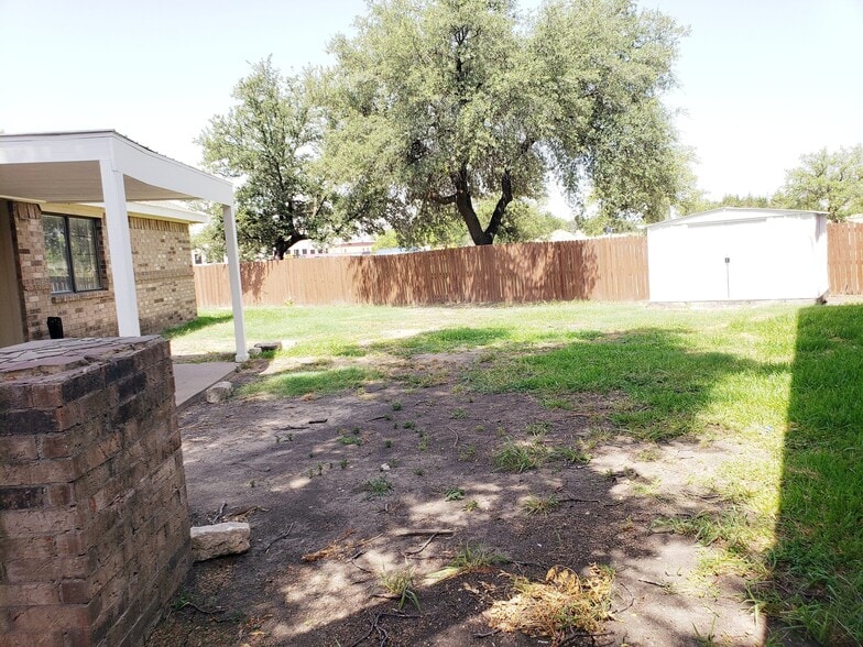 Building Photo - 4433 Flamingo Ct
