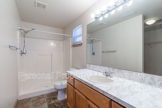 Building Photo - 17314 SE 22nd St