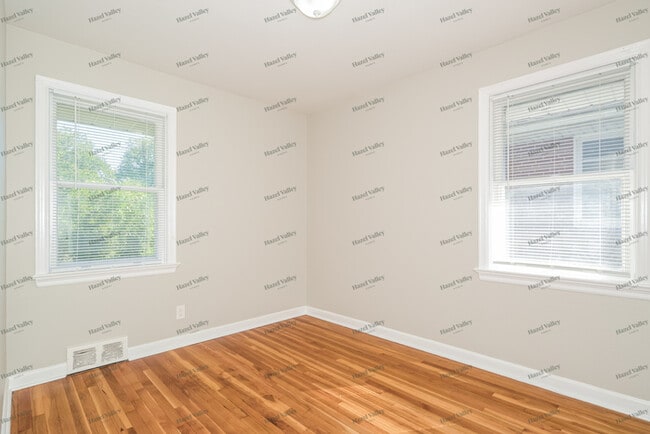 Building Photo - 9244 Filibert Dr