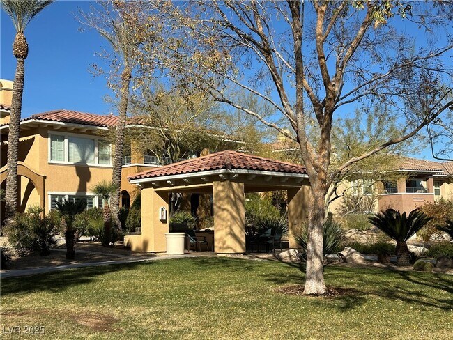 Building Photo - 860 Canterra St