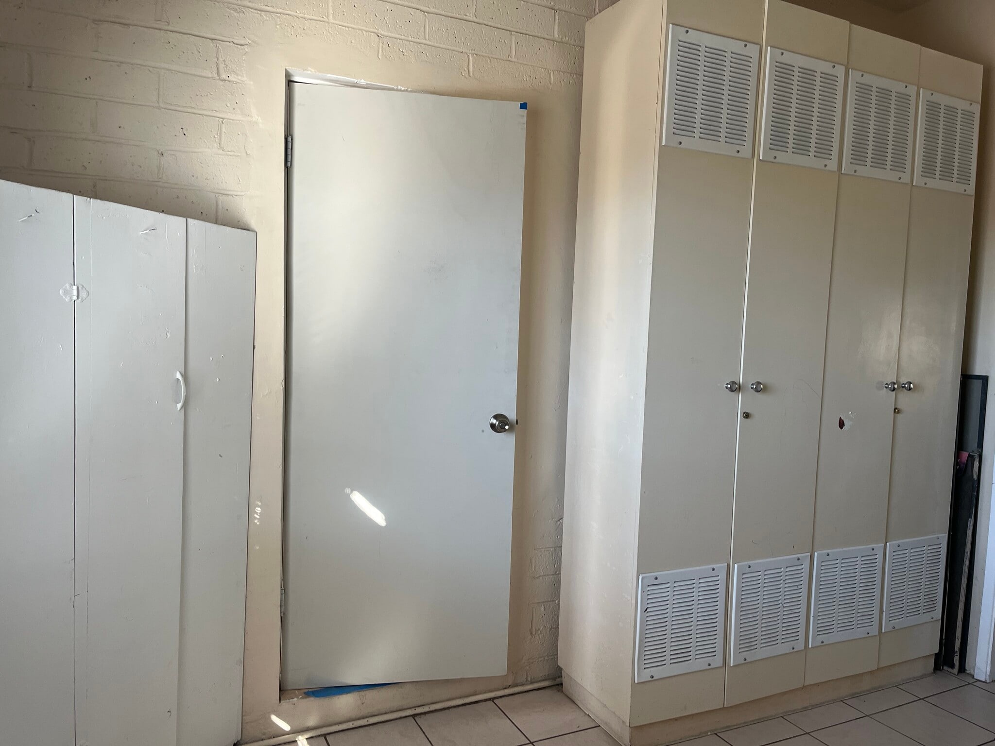 Building Photo - 66435 Acoma Ave