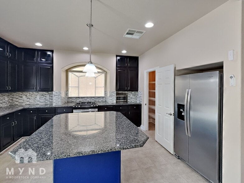 Building Photo - 8364 Langhorne Creek St