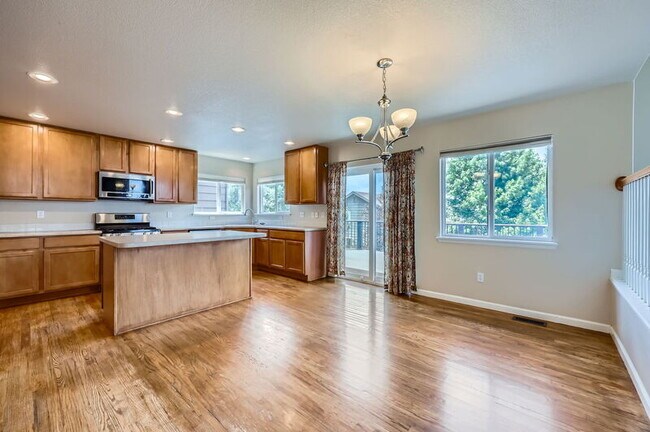 Building Photo - 5386 Standard Dr