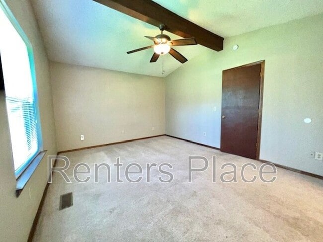 Building Photo - 6913 E 97th St