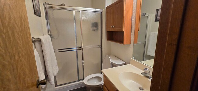 Building Photo - Fully furnished condo in Continental CC Flagstaff